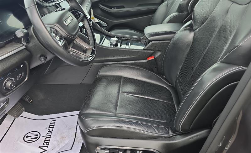 used 2022 Jeep Grand Cherokee 4xe car, priced at $33,995