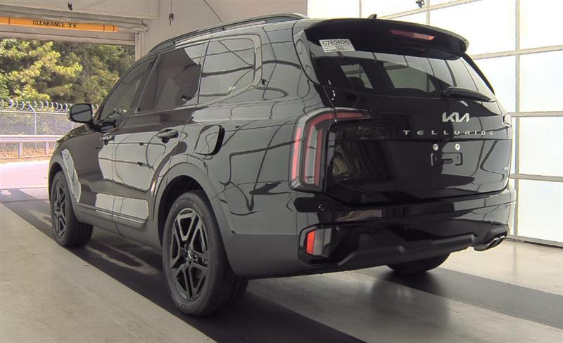 used 2024 Kia Telluride car, priced at $41,995