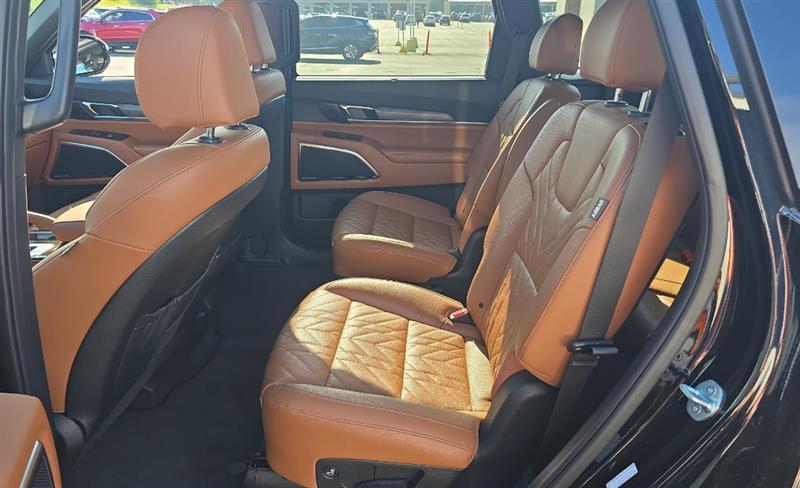 used 2024 Kia Telluride car, priced at $41,995