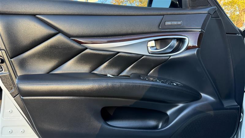 used 2017 INFINITI Q70 car, priced at $19,995