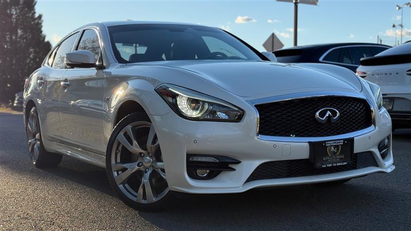 used 2017 INFINITI Q70 car, priced at $19,995