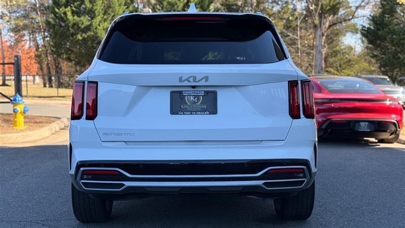used 2023 Kia Sorento car, priced at $27,995