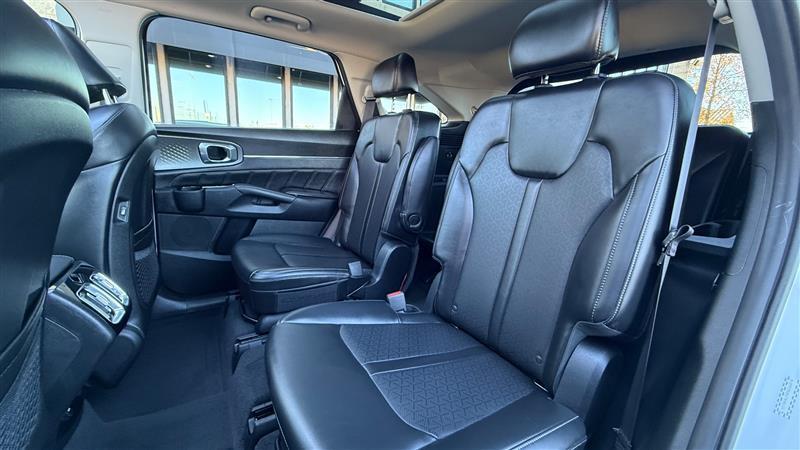 used 2023 Kia Sorento car, priced at $27,995