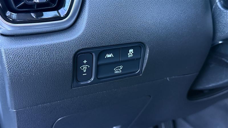 used 2023 Kia Sorento car, priced at $27,995