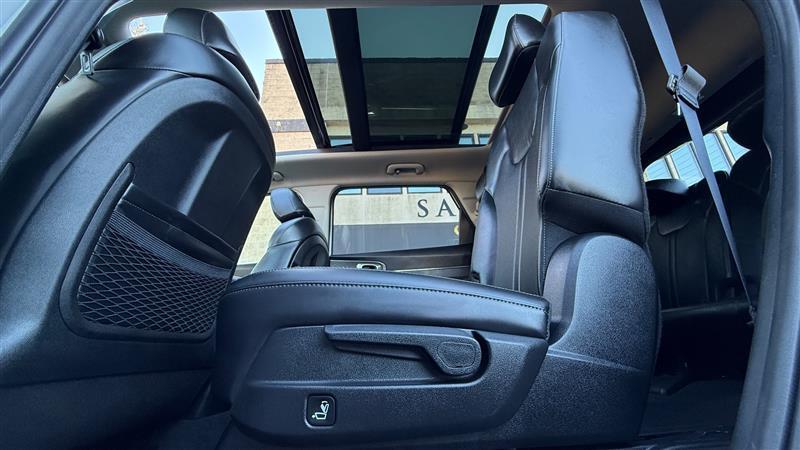 used 2023 Kia Sorento car, priced at $27,995