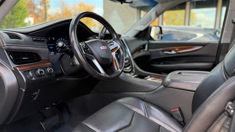 used 2020 Cadillac Escalade car, priced at $40,995