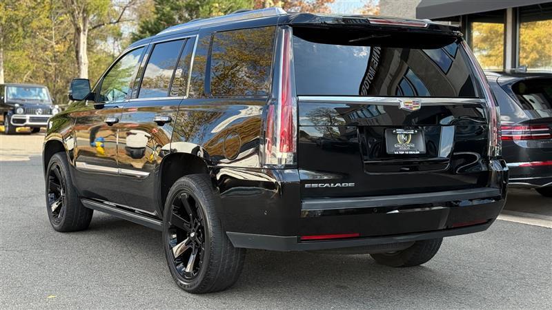 used 2020 Cadillac Escalade car, priced at $40,995