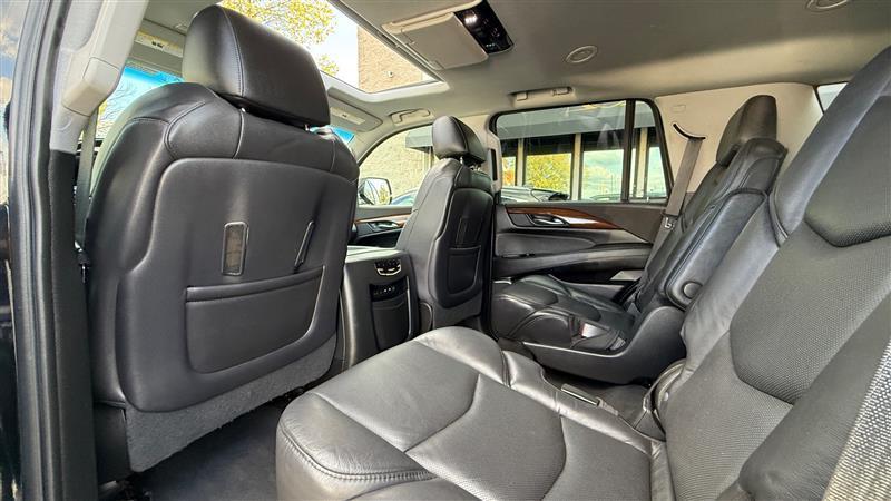 used 2020 Cadillac Escalade car, priced at $40,995