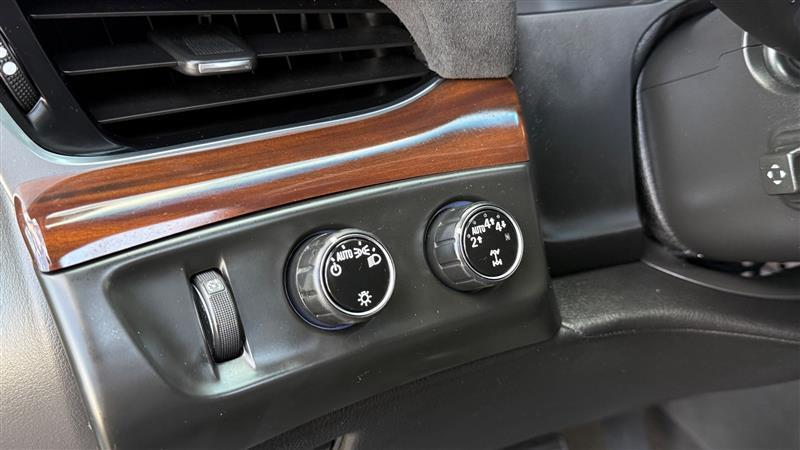 used 2020 Cadillac Escalade car, priced at $40,995