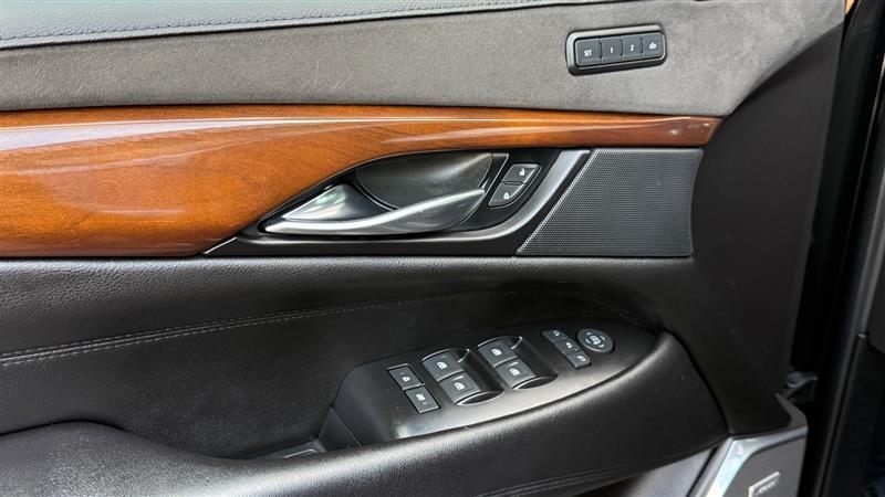 used 2020 Cadillac Escalade car, priced at $40,995