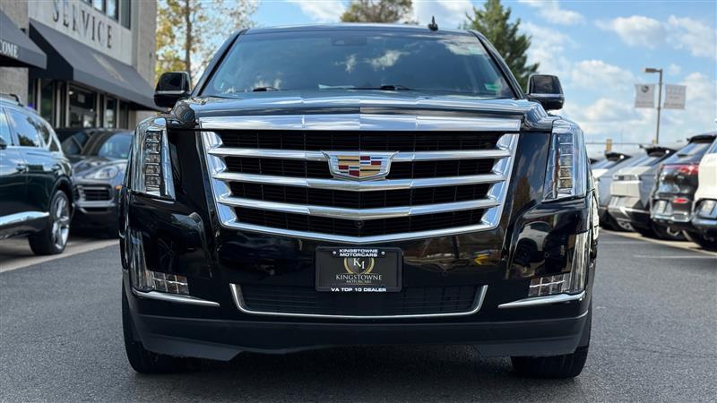 used 2020 Cadillac Escalade car, priced at $40,995