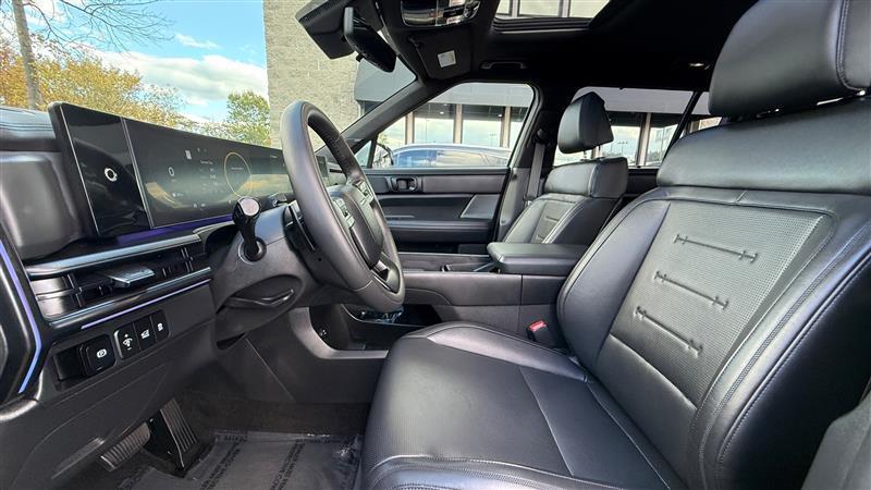 used 2024 Hyundai Santa Fe car, priced at $31,995