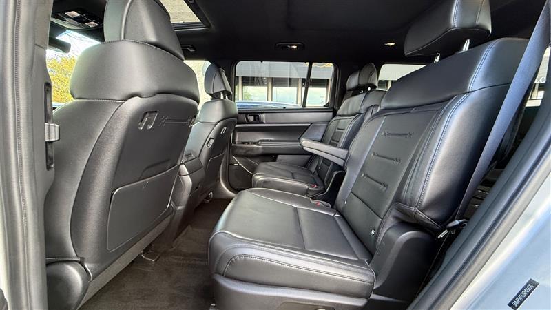 used 2024 Hyundai Santa Fe car, priced at $31,995