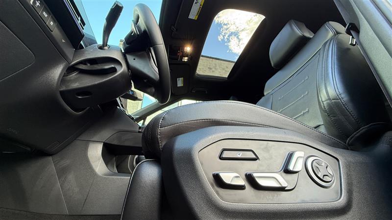 used 2024 Hyundai Santa Fe car, priced at $31,995