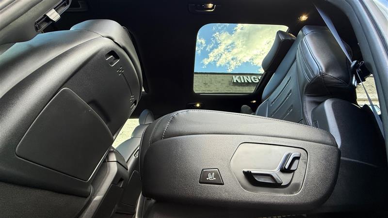 used 2024 Hyundai Santa Fe car, priced at $31,995