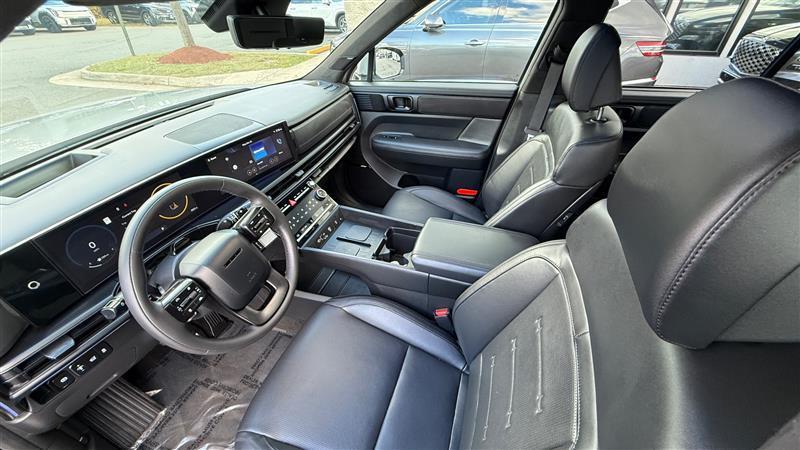 used 2024 Hyundai Santa Fe car, priced at $31,995