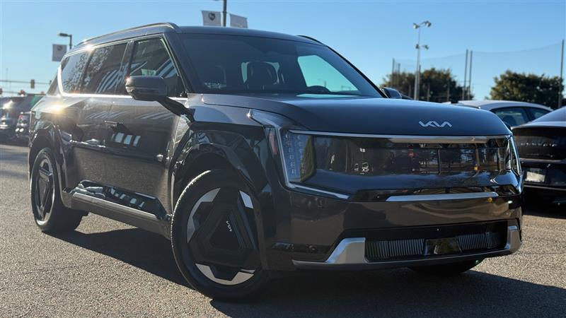 used 2024 Kia EV9 car, priced at $44,995