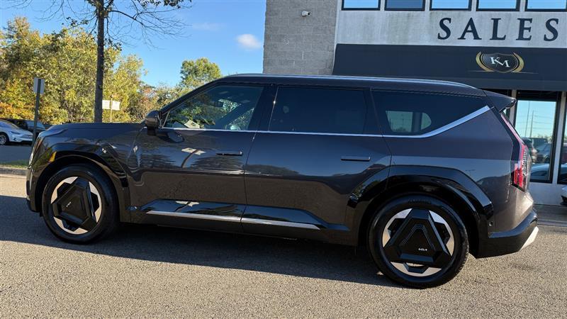 used 2024 Kia EV9 car, priced at $44,995