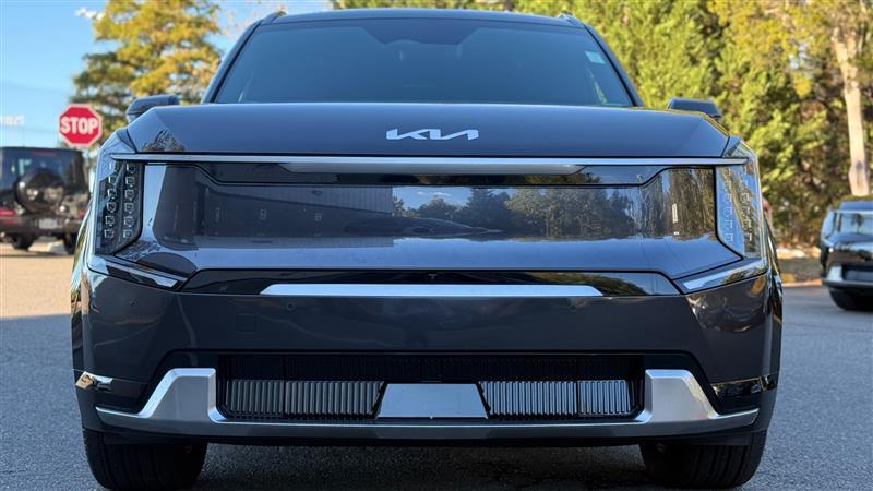 used 2024 Kia EV9 car, priced at $44,995
