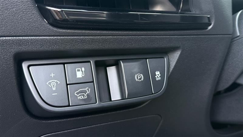 used 2023 Kia EV6 car, priced at $24,995