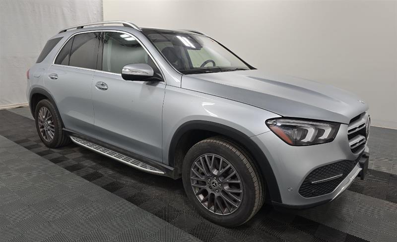 used 2022 Mercedes-Benz GLE 450 car, priced at $41,995