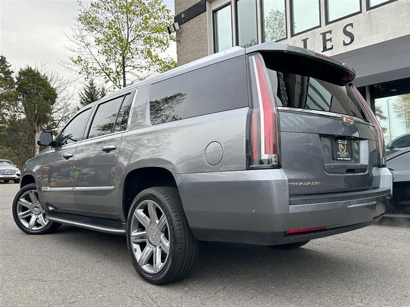 used 2020 Cadillac Escalade ESV car, priced at $38,995