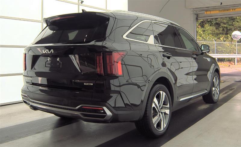 used 2023 Kia Sorento Plug-In Hybrid car, priced at $38,995