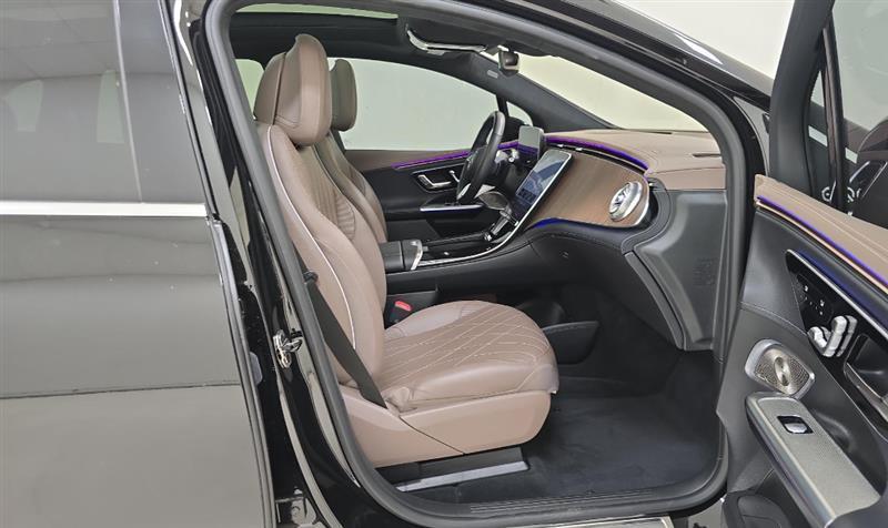 used 2023 Mercedes-Benz EQE 500 car, priced at $40,995