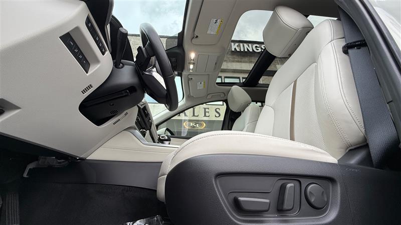 used 2024 Mazda CX-90 car, priced at $33,995