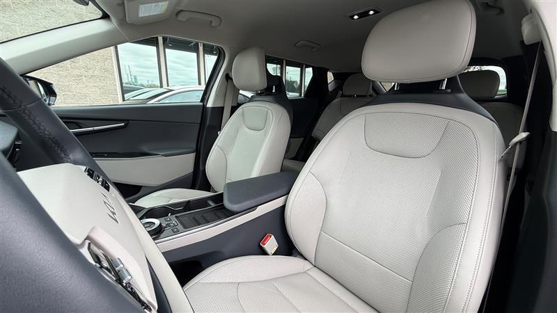 used 2023 Kia EV6 car, priced at $24,995