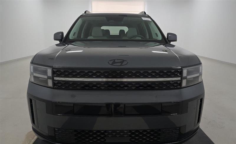 used 2025 Hyundai Santa Fe car, priced at $34,995
