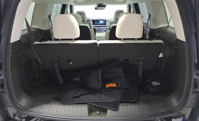 used 2025 Hyundai Santa Fe car, priced at $34,995