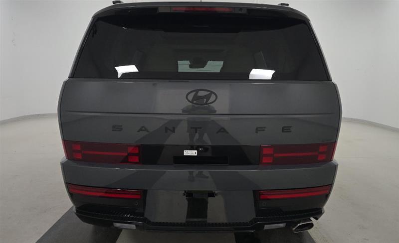 used 2025 Hyundai Santa Fe car, priced at $34,995