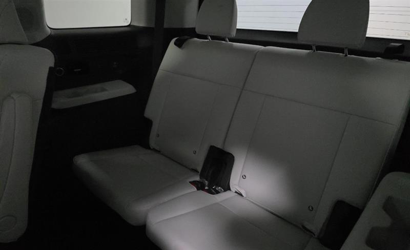 used 2025 Hyundai Santa Fe car, priced at $34,995