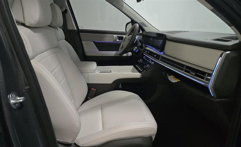 used 2025 Hyundai Santa Fe car, priced at $34,995