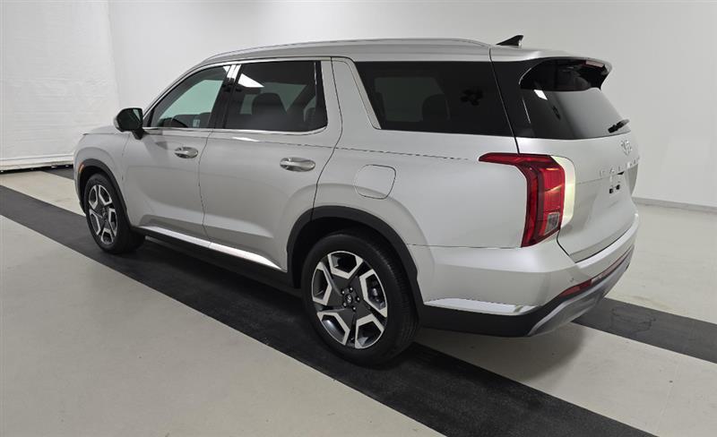 used 2024 Hyundai Palisade car, priced at $36,995