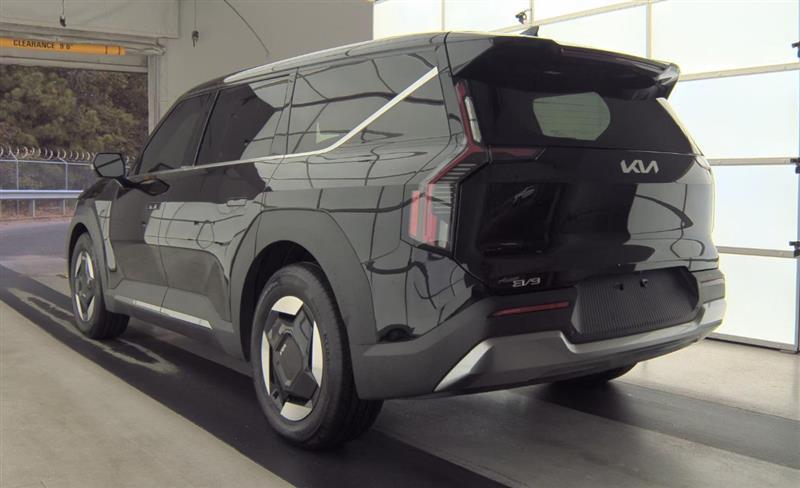 used 2024 Kia EV9 car, priced at $35,995