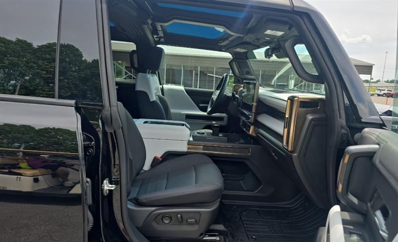 used 2025 GMC HUMMER EV SUV car, priced at $85,995