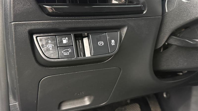 used 2022 Kia EV6 car, priced at $19,995