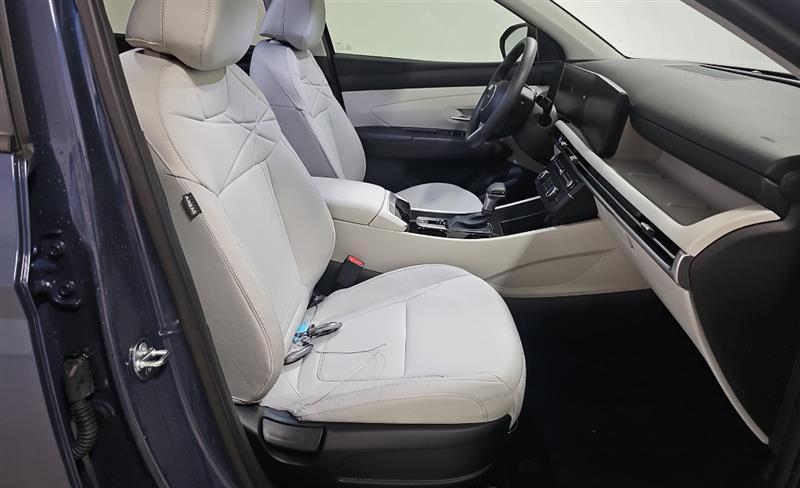 used 2025 Hyundai Tucson car, priced at $23,995