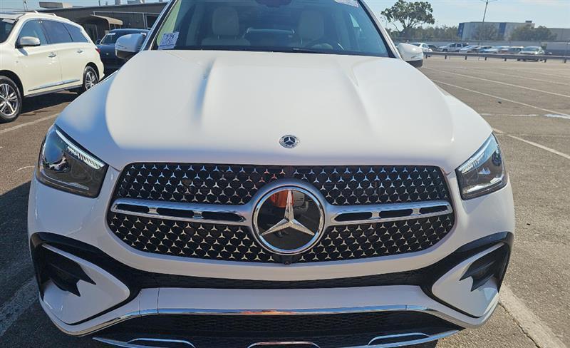 used 2024 Mercedes-Benz GLE 450 car, priced at $64,995