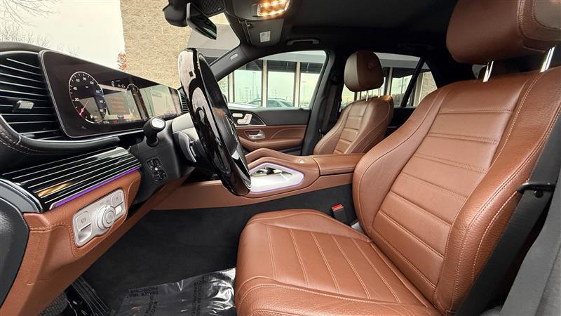 used 2024 Mercedes-Benz GLE 450 car, priced at $61,995