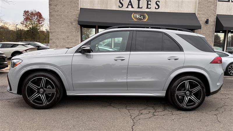 used 2024 Mercedes-Benz GLE 450 car, priced at $61,995