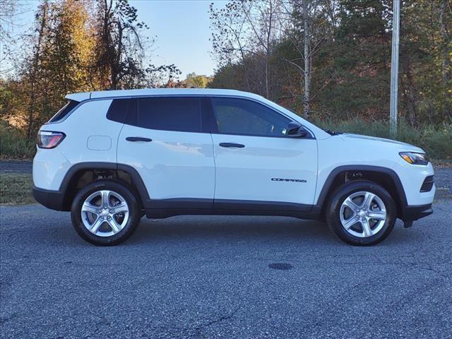 new 2024 Jeep Compass car, priced at $26,832