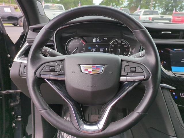 used 2024 Cadillac XT6 car, priced at $43,989