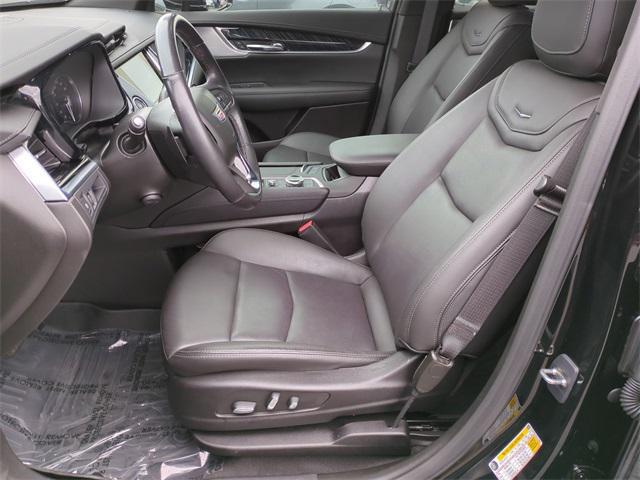 used 2024 Cadillac XT6 car, priced at $43,989