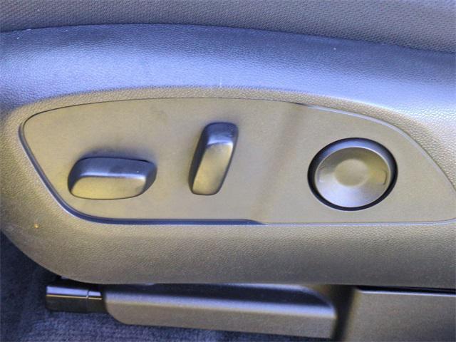 used 2025 Chevrolet Traverse car, priced at $37,497