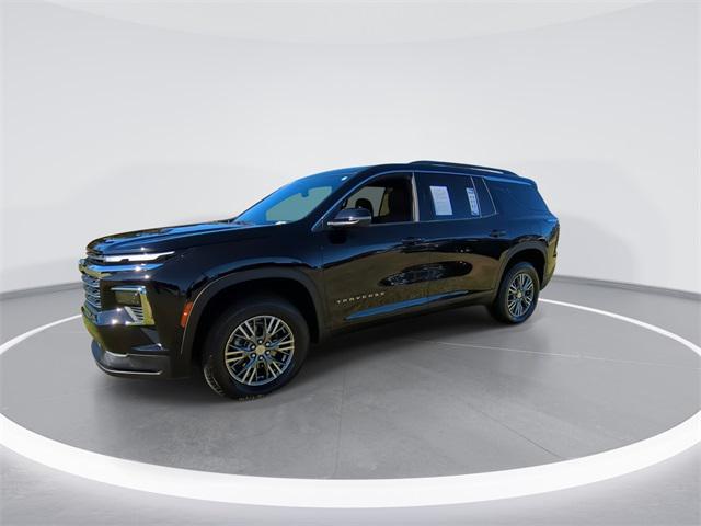 used 2025 Chevrolet Traverse car, priced at $37,497