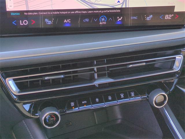 used 2025 Chevrolet Traverse car, priced at $37,497