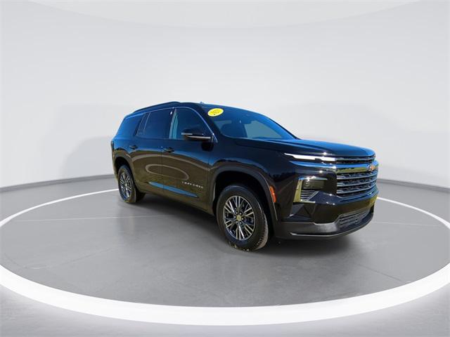 used 2025 Chevrolet Traverse car, priced at $37,497